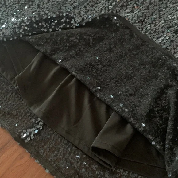 NWT, Minimalist Black/Blue Sequinned Party Dress with detachable belt, US 10 - Picture 6 of 12